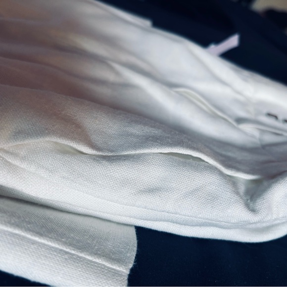 Abercrombie Wide Leg Dress Pant - 00S 
White/Cream - Picture 8 of 10